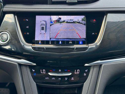 2022 Cadillac XT6 Premium Luxury AWD