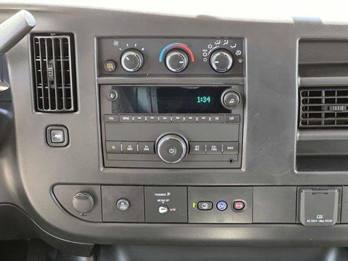 2025 Chevrolet Express 2500 RWD 2500 Regular Wheelbase WT