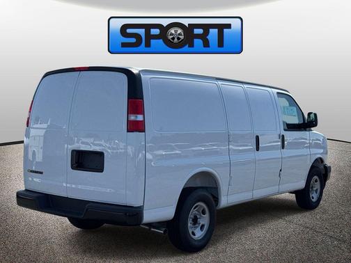 Summit White 2026 Chevrolet Express 2500 Work Van