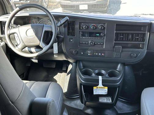 2025 Chevrolet Express 2500 RWD 2500 Regular Wheelbase WT