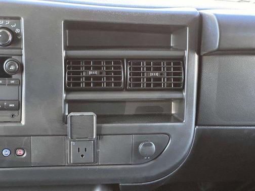 2025 Chevrolet Express 2500 RWD 2500 Regular Wheelbase WT