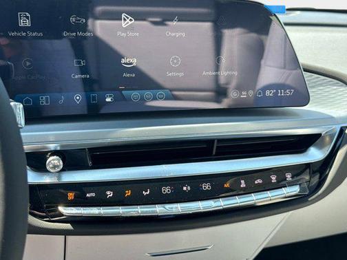 2025 Cadillac LYRIQ Sport