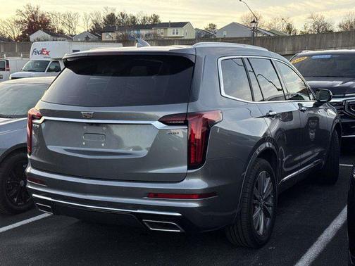 2021 Cadillac XT6 Premium Luxury FWD
