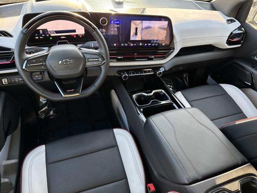 2025 Chevrolet Silverado EV RST