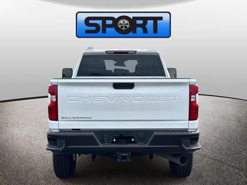 Summit White 2026 Chevrolet Silverado 3500 Crew Cab, Long Bed, WT Dual Rear Wheel, RWD