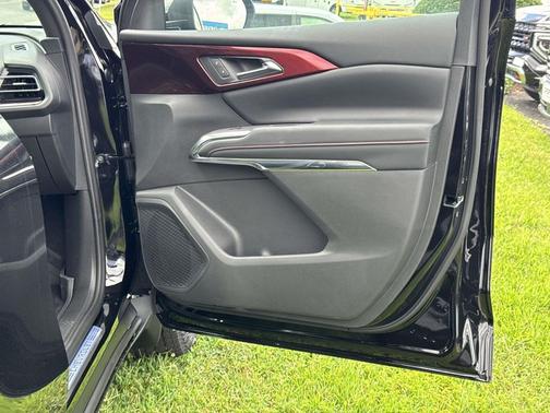 Mosaic Black Metallic 2026 Chevrolet Traverse AWD Z71