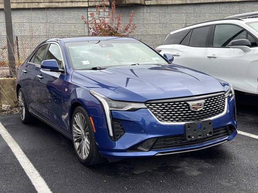 2023 Cadillac CT4 Premium Luxury
