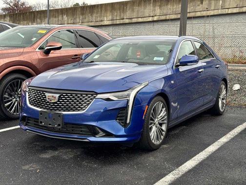 2023 Cadillac CT4 Premium Luxury