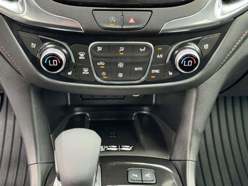 2022 Chevrolet Equinox Premier w/1LZ
