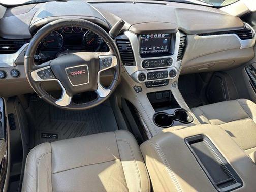 2020 GMC Yukon SLT