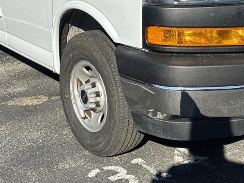 2024 GMC Savana 2500 Work Van