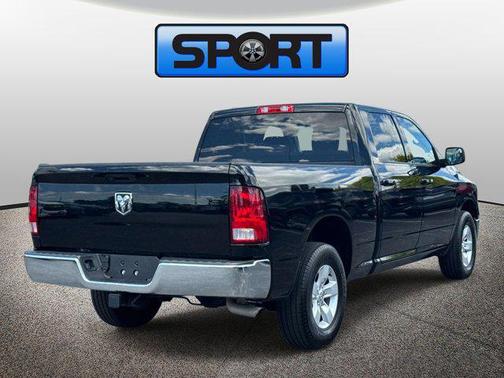 Diamond Black Crystal Pearlcoat 2021 RAM 1500 Classic SLT