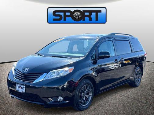2013 Toyota Sienna LE