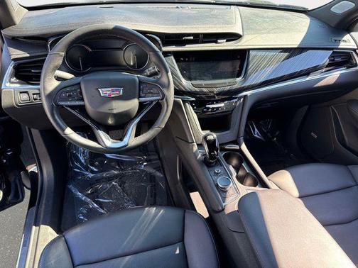 2023 Cadillac XT6 Premium Luxury AWD