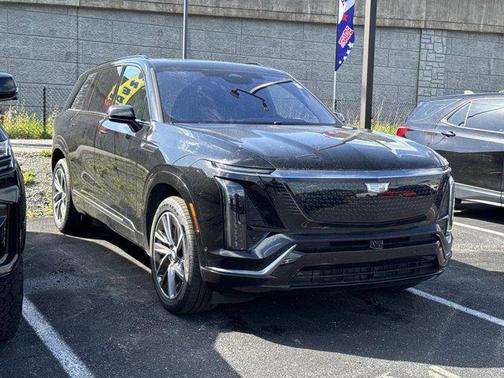 Stellar Black Metallic 2024 Cadillac XT6 Luxury AWD