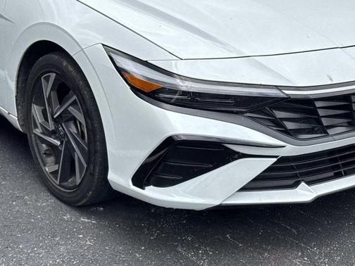 Serenity White 2025 Hyundai ELANTRA SEL