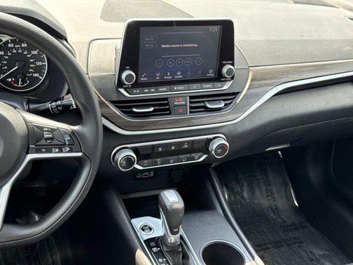 Gun Metallic 2025 Nissan Altima SV FWD