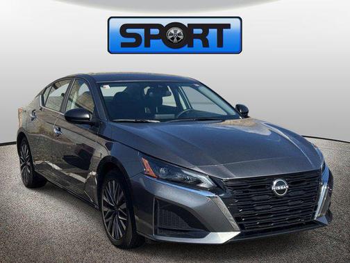 Gun Metallic 2025 Nissan Altima SV FWD