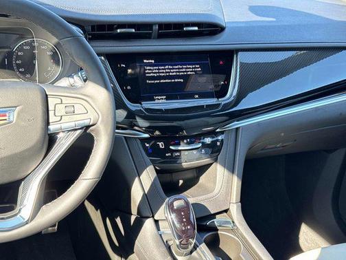 2025 Cadillac XT6 Sport AWD