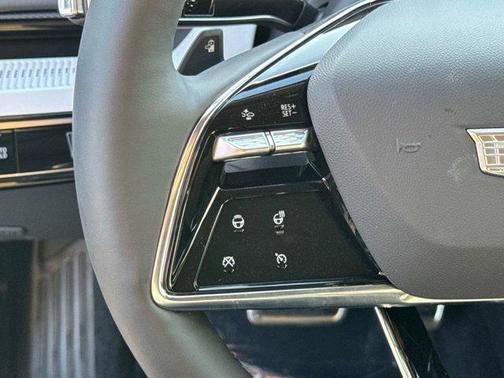 2026 Cadillac OPTIQ Luxury