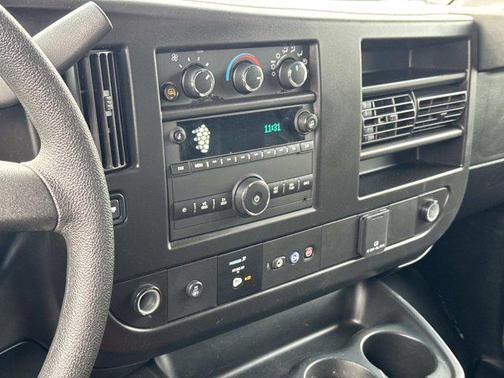 2024 Chevrolet Express 2500 RWD 2500 Regular Wheelbase WT