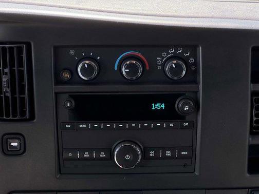 2025 Chevrolet Express 3500 RWD 3500 Regular Wheelbase WT