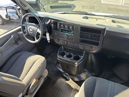 2023 Chevrolet Express 2500 RWD 2500 Regular Wheelbase WT