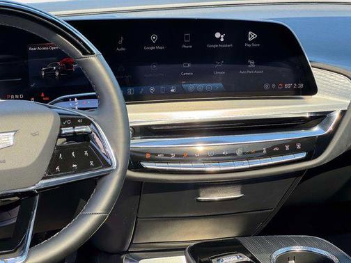 2024 Cadillac LYRIQ Luxury
