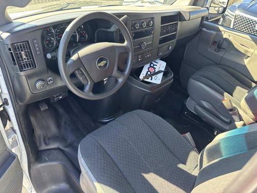 2023 Chevrolet Express 2500 RWD 2500 Regular Wheelbase WT