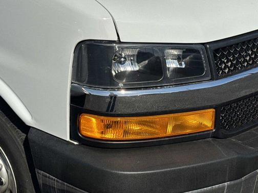 2023 Chevrolet Express 2500 RWD 2500 Regular Wheelbase WT