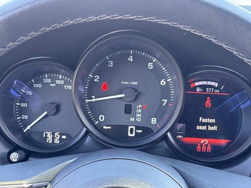 2024 Porsche Macan Base