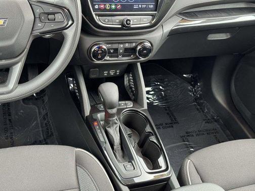 Sterling Gray Metallic 2023 Chevrolet Trailblazer LT