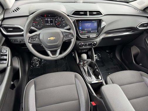 Sterling Gray Metallic 2023 Chevrolet Trailblazer LT