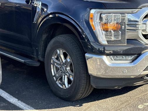 Antimatter Blue Metallic 2021 Ford F-150 XLT