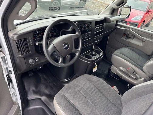 2023 Chevrolet Express 2500 RWD 2500 Regular Wheelbase WT