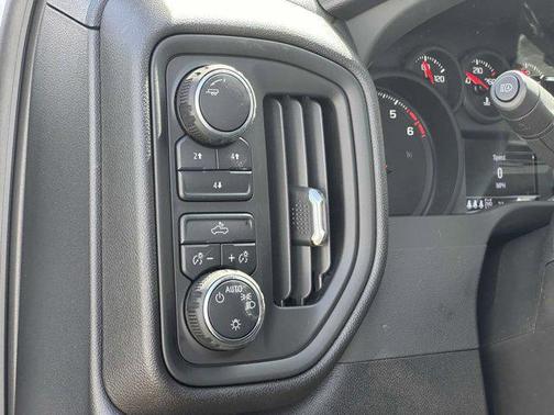 2025 Chevrolet Silverado 2500 WT