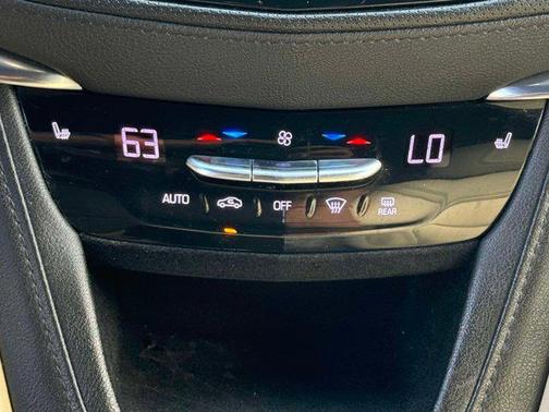 2018 Cadillac XT5 Base