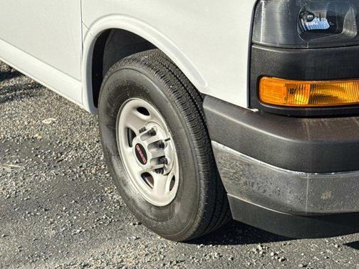 2023 GMC Savana 2500 Work Van