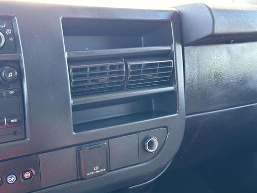 2021 GMC Savana 2500 Work Van