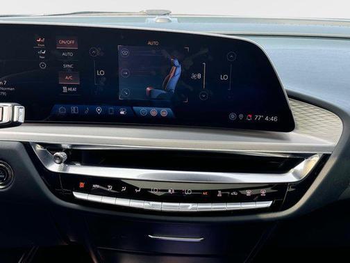 2024 Cadillac LYRIQ Luxury w/1SE
