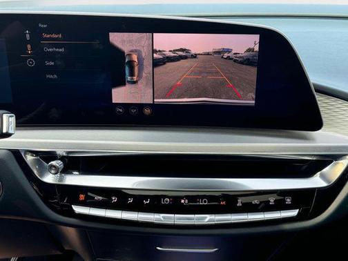 2024 Cadillac LYRIQ Luxury w/1SE