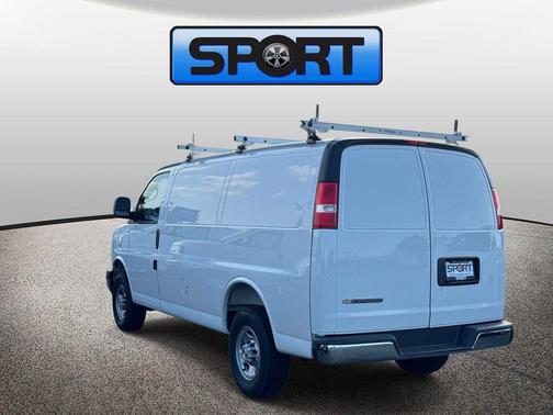 Summit White 2026 Chevrolet Express 2500 LT