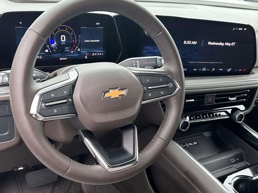 Summit White 2026 Chevrolet Suburban LT