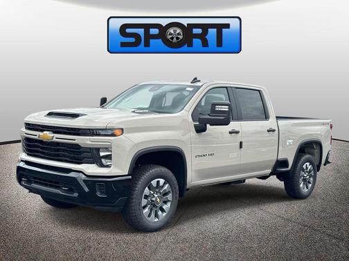 White Sands 2026 Chevrolet Silverado 2500 Custom