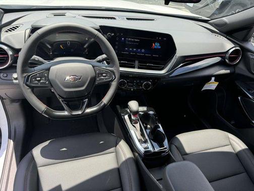 2025 Chevrolet Trax FWD 2RS