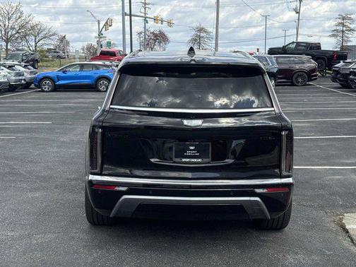 Stellar Black Metallic 2026 Cadillac VISTIQ Premium Luxury