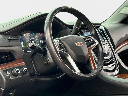 2018 Cadillac Escalade ESV Premium Luxury