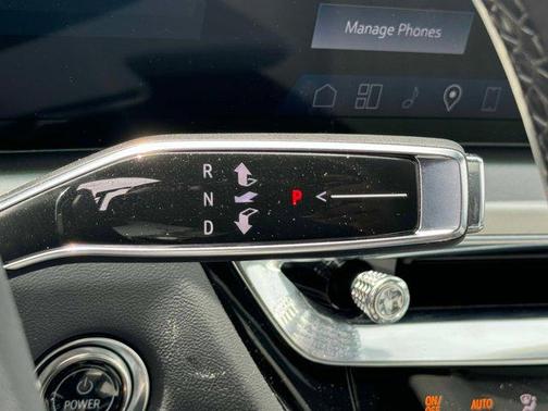 2024 Cadillac LYRIQ Luxury w/1SE