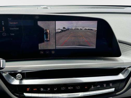 2024 Cadillac LYRIQ Luxury w/1SE
