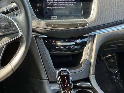 2023 Cadillac XT5 Luxury